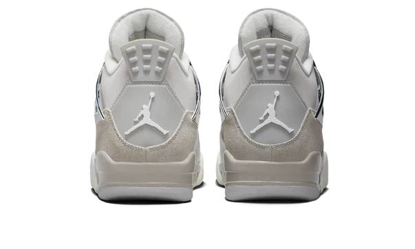 Air Jordan 4 Retro Frozen Moments